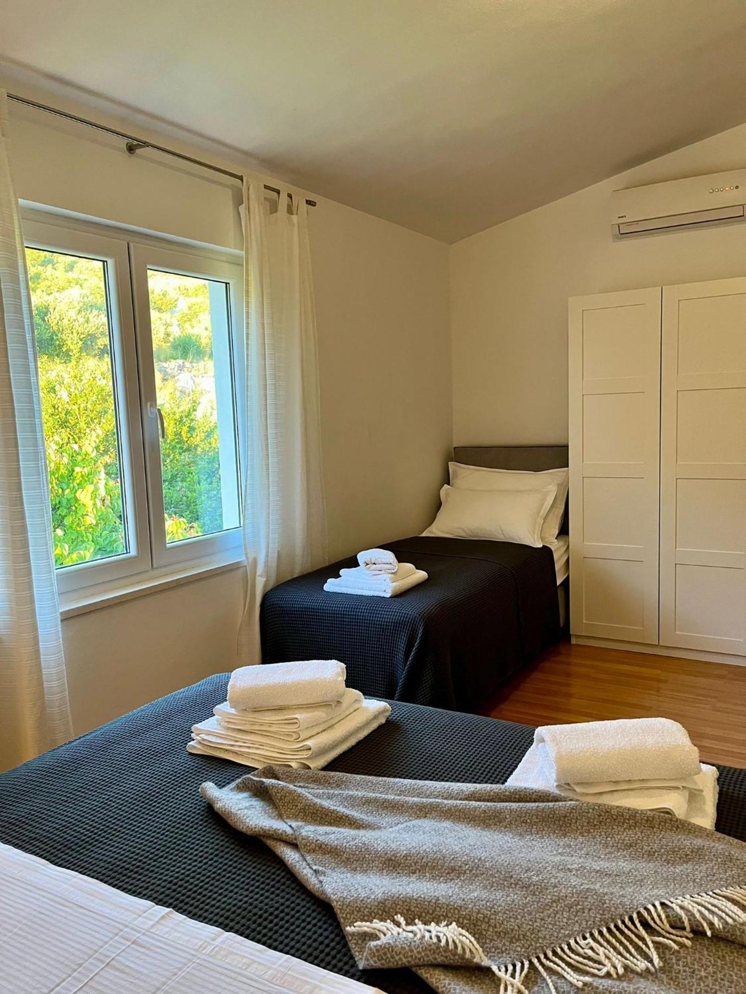 Apartments Curnic イェセニツェ エクステリア 写真