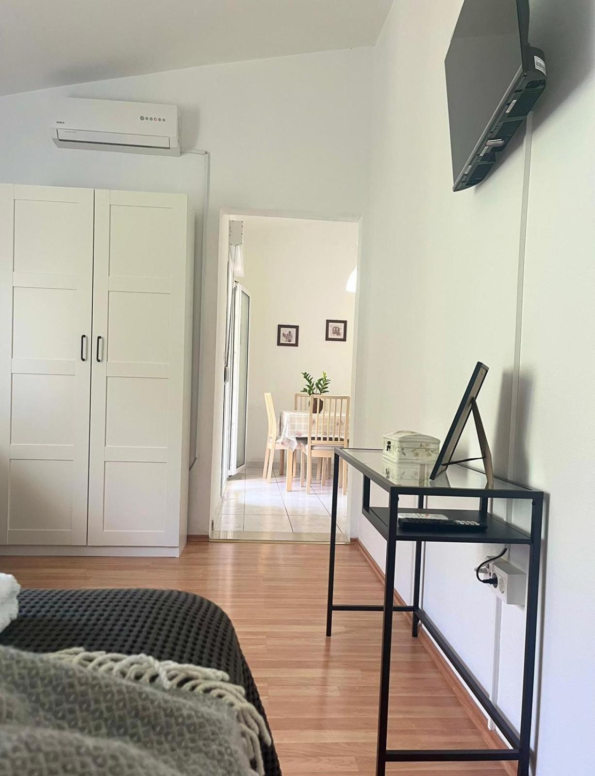 Apartments Curnic イェセニツェ エクステリア 写真